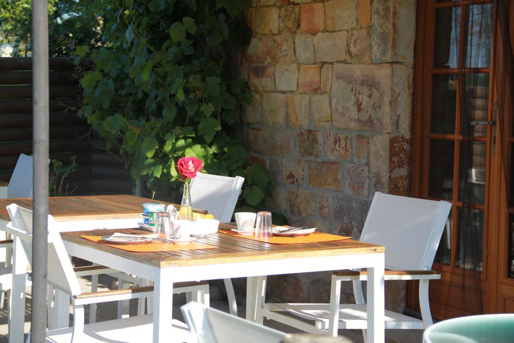 Chambres D'Hotes La Difference-Le Pressoir Rouelle エクステリア 写真